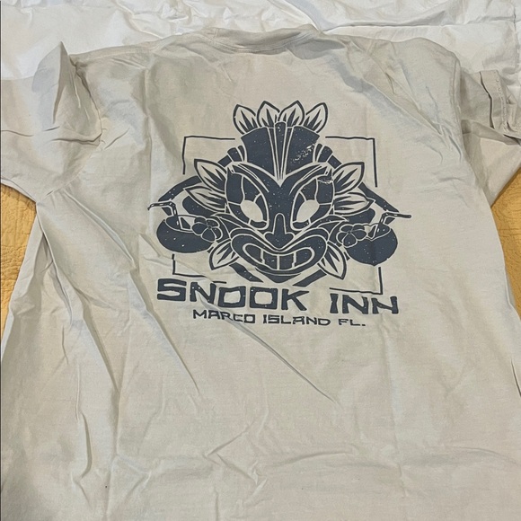 Comfort Colors Off-White Tee with Dark Graphic - Picture 4 of 4